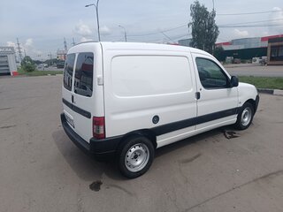 2006 Citroen Berlingo I Рестайлинг, белый, 450000 рублей, вид 2
