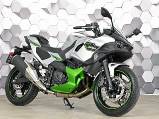Kawasaki Ninja 7