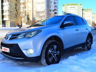 2013 Toyota RAV4 IV (XA40), серебристый, 1300000 рублей, вид 1