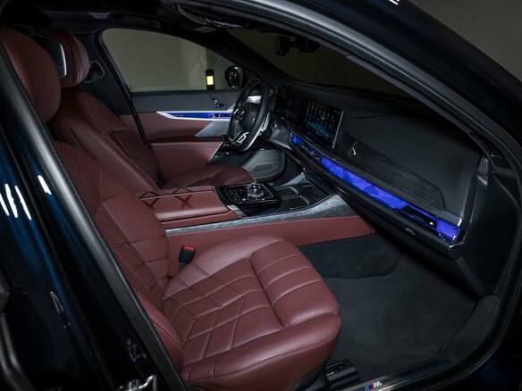 2023 BMW 7 серии 760i xDrive VII (G70), синий - вид 25