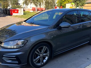 2017 Volkswagen Golf VII Рестайлинг, серый, 1250000 рублей, вид 2