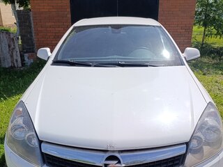 2010 Opel Astra GTC H Рестайлинг, белый, 480000 рублей, вид 2