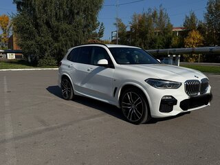 2019 BMW X5 30d IV (G05/G18), белый, 7000000 рублей, вид 4
