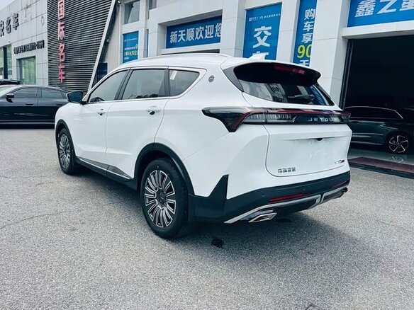 2025 Jetour X70+ I Рестайлинг 3, белый, 1387000 рублей - вид 2