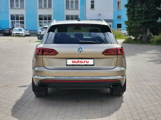 2019 Volkswagen Touareg III, бежевый, 3399000 рублей, вид 5