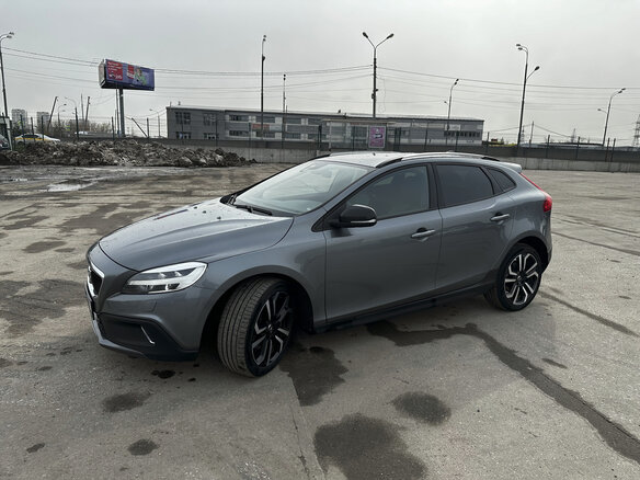 2018 Volvo V40 Cross Country I Рестайлинг, серый, 1820000 рублей - вид 7