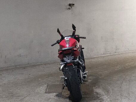 2023 Honda CBR 650R, красный, 847000 рублей, вид 4