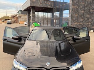 2017 BMW 5 серии 520i VII (G30/G31/G38), чёрный, 2990000 рублей, вид 5