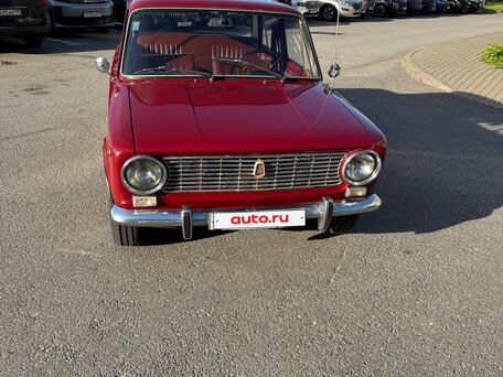 1974 Lada (ВАЗ) 2101, красный, 670000 рублей, вид 4