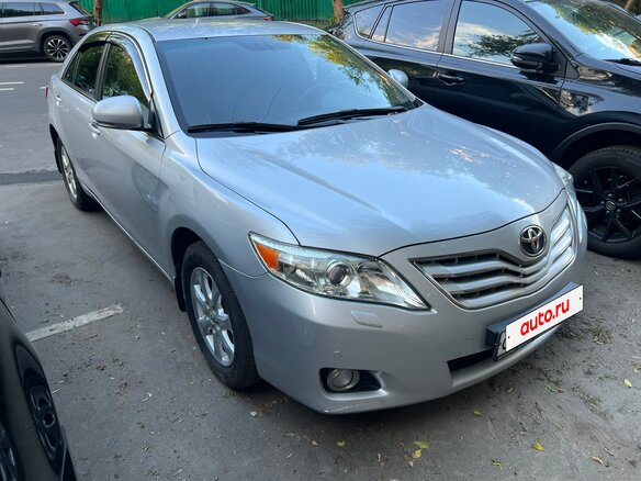 2011 Toyota Camry VI (XV40) Рестайлинг, серебристый, 1600000 рублей - вид 8