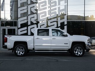 2017 Chevrolet Silverado Double Cab 6-speed III (K2XX) Рестайлинг, белый, 4250000 рублей, вид 5