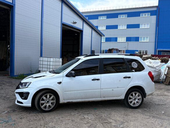 2014 Lada (ВАЗ) Kalina II, белый, 400000 рублей - вид 3