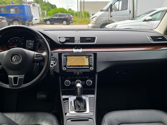 2012 Volkswagen Passat B7, коричневый, 990000 рублей - вид 7