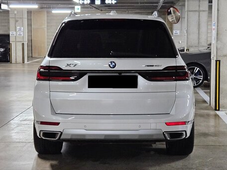 2024 BMW X7 40i I (G07) Рестайлинг, белый, 12350000 рублей, вид 4
