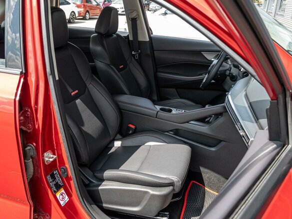 2023 Changan CS35 Plus I Рестайлинг, красный, 1560000 рублей - вид 7