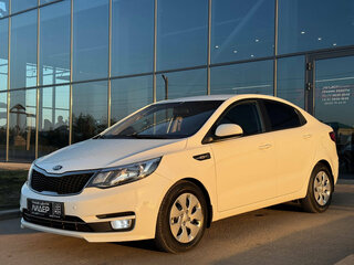 2015 Kia Rio III Рестайлинг, белый, 1170000 рублей, вид 1