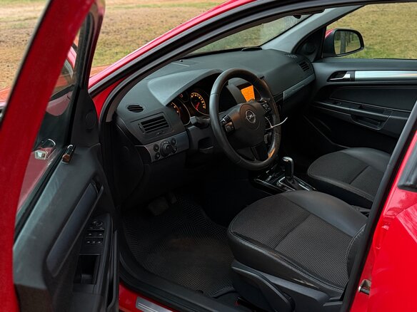 2007 Opel Astra H Рестайлинг, красный, 430000 рублей - вид 26