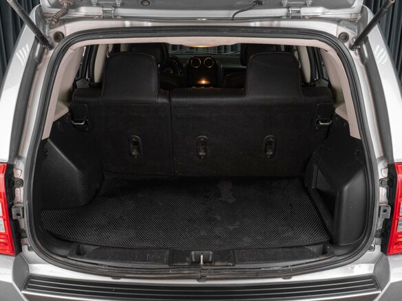 2015 Jeep Liberty (Patriot), серый - вид 16