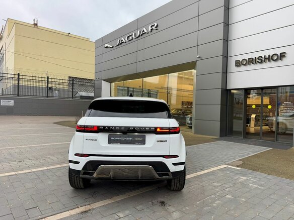 2025 Land Rover Range Rover Evoque L II Рестайлинг, белый, 6249000 рублей - вид 8