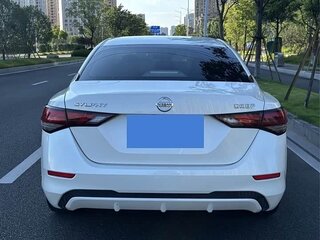 2023 Nissan Sylphy IV (B18), белый, 1390030 рублей, вид 4
