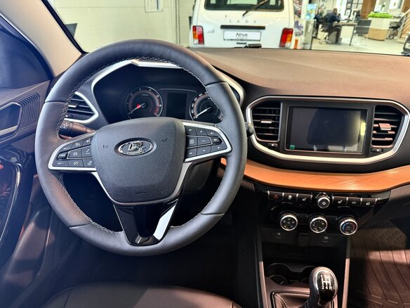 2026 Lada (ВАЗ) Vesta SW I Рестайлинг (NG), серый, 2000000 рублей - вид 12