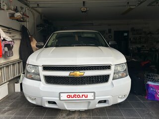 2012 Chevrolet Tahoe 6AT III, белый, 1940000 рублей, вид 1