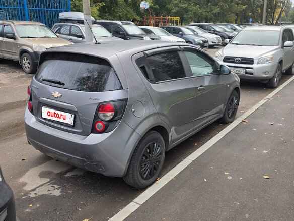 2012 Chevrolet Aveo II, серый, 660000 рублей - вид 2