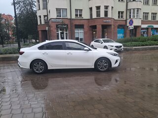 2021 Kia K3 II, белый, 1650000 рублей, вид 2