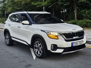 2022 Kia Seltos I, серый, 1600000 рублей, вид 1