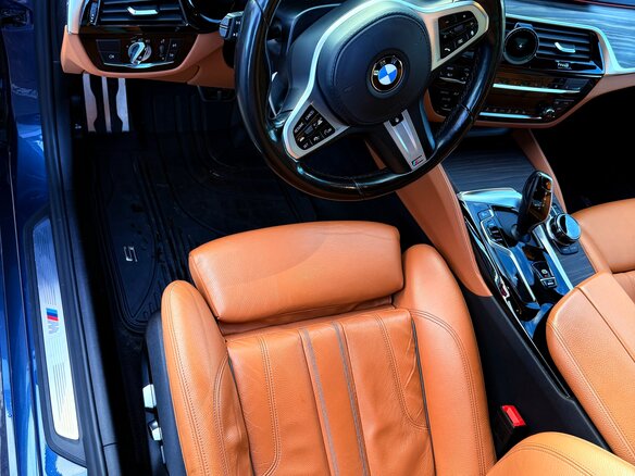 2021 BMW 5 серии 530d xDrive VII (G30/G31/G38) Рестайлинг, синий, 5100000 рублей - вид 6