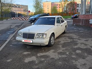 1991 Mercedes-Benz W124 230, белый, 270000 рублей, вид 1