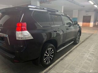 2011 Toyota Land Cruiser Prado 150 Series, чёрный, 3300000 рублей, вид 2