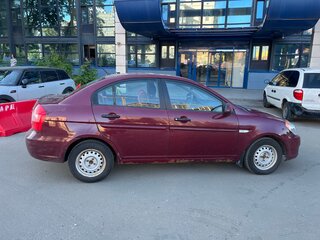 2007 Hyundai Verna II, красный, 300000 рублей, вид 4