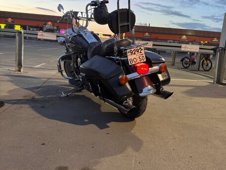2006 Harley-Davidson Road King, красный, 650000 рублей, вид 5