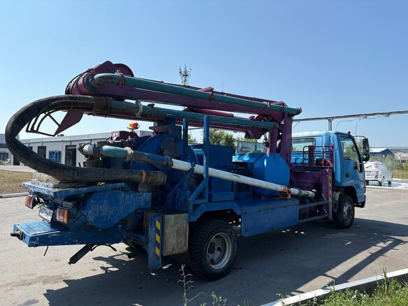 2010 Isuzu Автобетононасос, 5300000 рублей - вид 3
