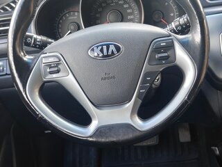 2017 Kia Rio III Рестайлинг, серый, 985000 рублей, вид 2