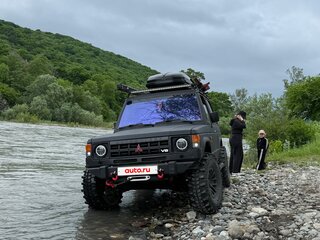 1989 Mitsubishi Pajero I, чёрный, 1000000 рублей, вид 1
