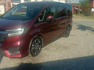 2018 Honda Stepwgn Spada V Рестайлинг, красный, 2290000 рублей, вид 2