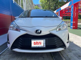 2018 Toyota Vitz III (XP130) Рестайлинг 2, белый, 1000000 рублей, вид 1