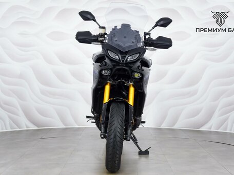 2022 Yamaha MT-09 Tracer (FJ-09), серебристый, 1299000 рублей, вид 4