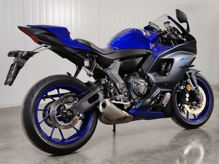 2023 Yamaha YZF-R7, синий, 849000 рублей, вид 5