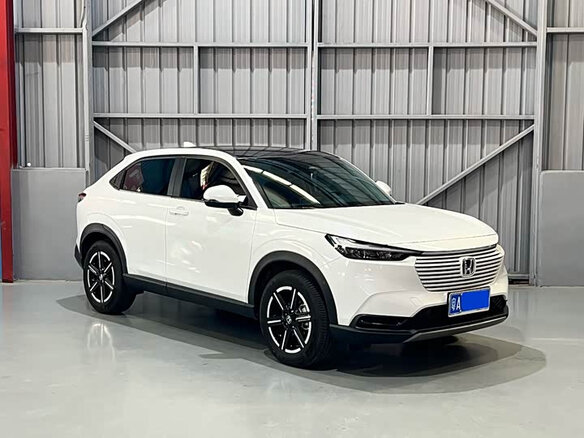2023 Honda Vezel II, белый, 1905280 рублей - вид 2