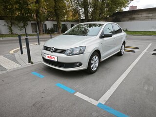2011 Volkswagen Polo V, бежевый, 650000 рублей, вид 1