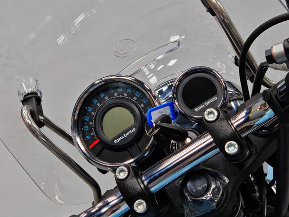 2025 Royal Enfield Meteor, голубой - вид 14