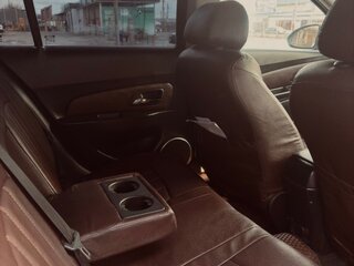 2011 Chevrolet Cruze I, белый, 600000 рублей, вид 5