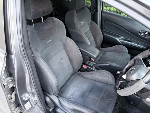 2018 Nissan Note Nismo S e-Power II Рестайлинг, серый, 1600000 рублей - вид 9