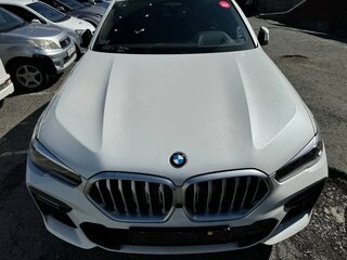 2020 BMW X6 30d III (G06), белый, 7200000 рублей, вид 3