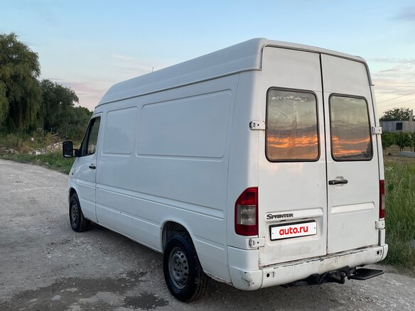 2001 Mercedes-Benz Sprinter, белый, 700000 рублей - вид 4