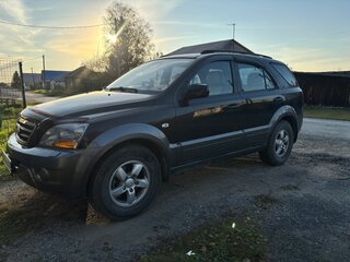 2007 Kia Sorento I Рестайлинг, чёрный, 800000 рублей, вид 1