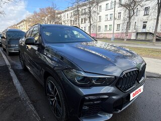 2022 BMW X6 30d III (G06), серый, 9850000 рублей, вид 2